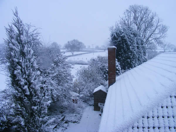 Great Gidding in the snow March 08